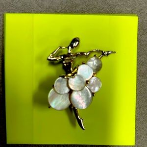 Ballerina pin